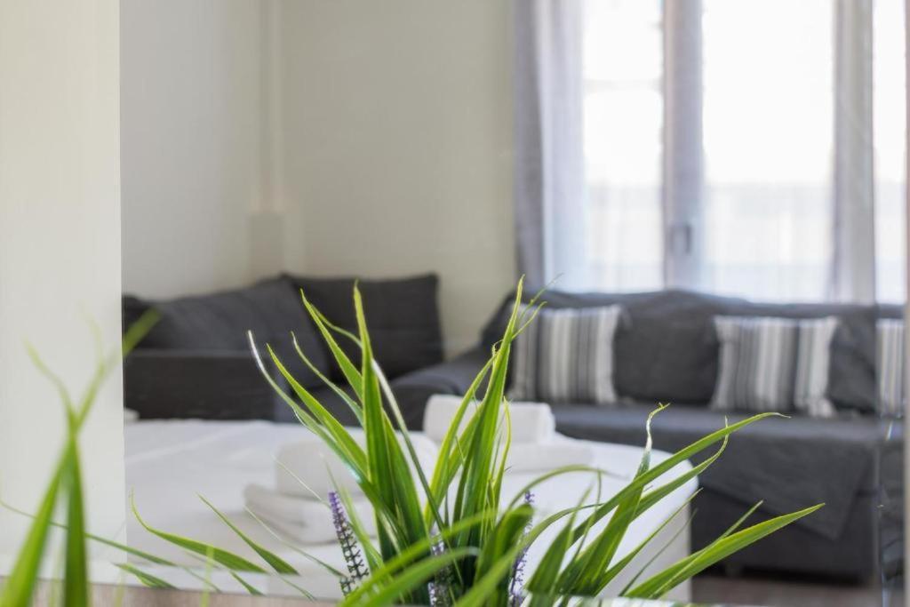 Lovely Studio Apartment For 2 Ppl In Athen Exterior foto